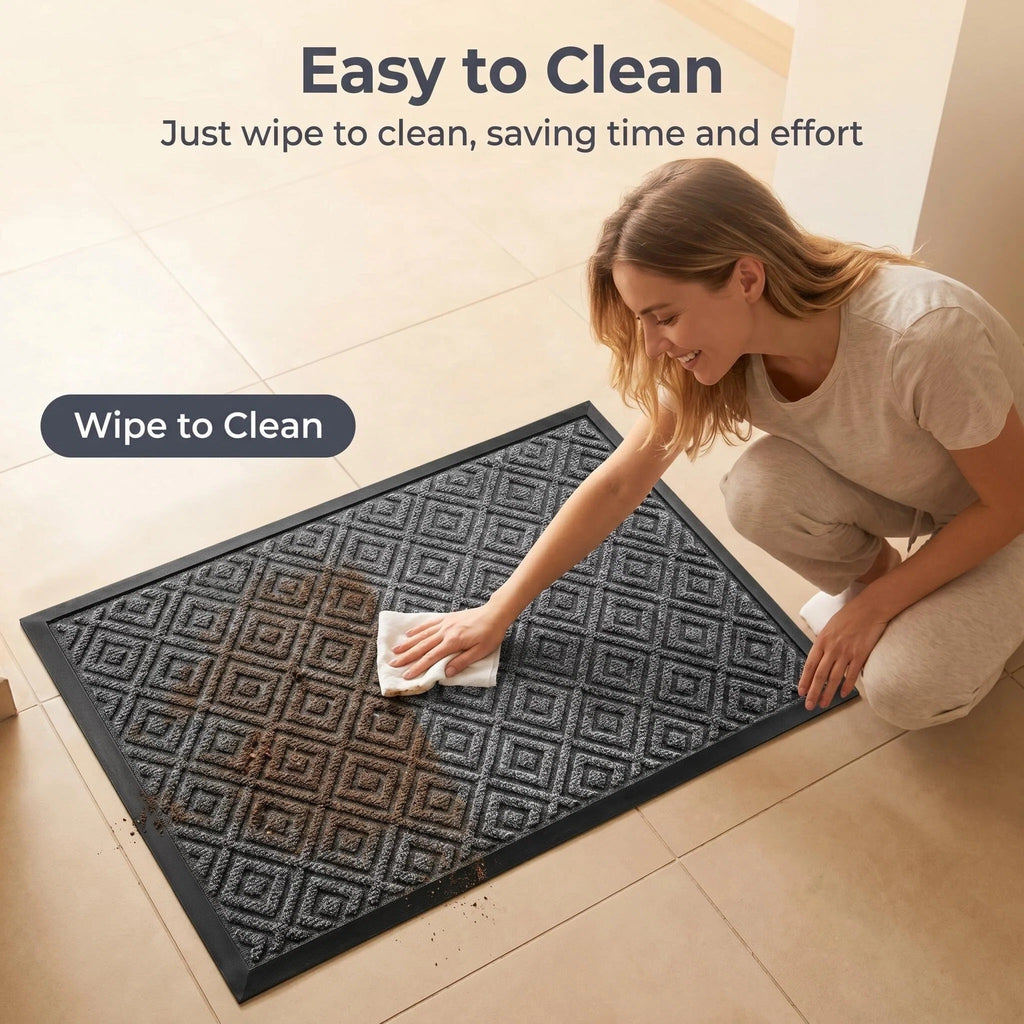 Hearthmat Quatrefoil Doormat - in-home scene 8